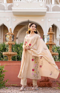 Cream Floral Printed Chanderi Kurta Set