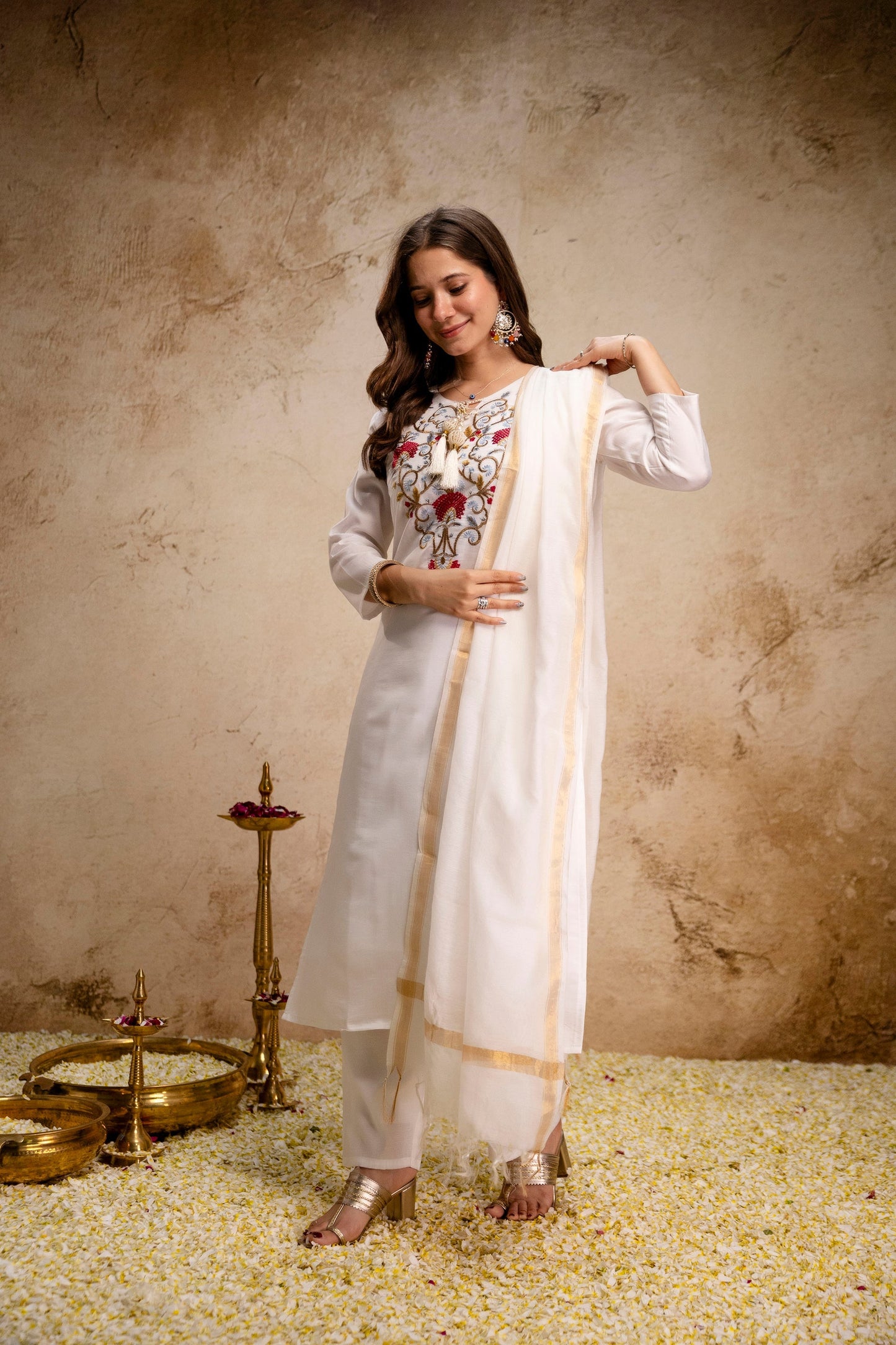 Off White Roman Embroidered Kurta Set