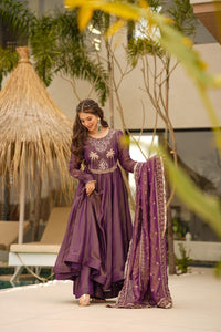 Wine Grace Silk Blend Set