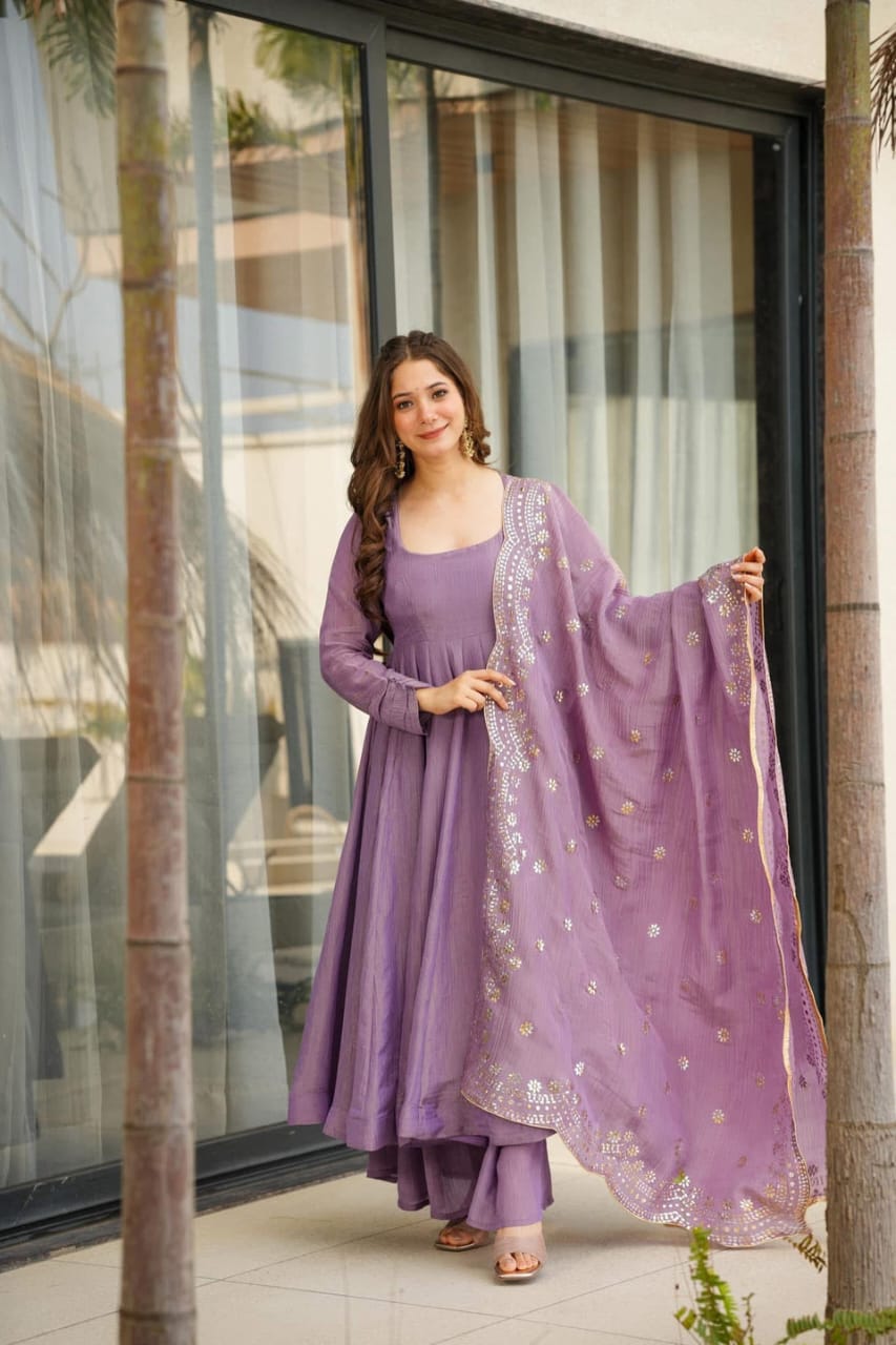 Onira Grace Chinon Suit Set