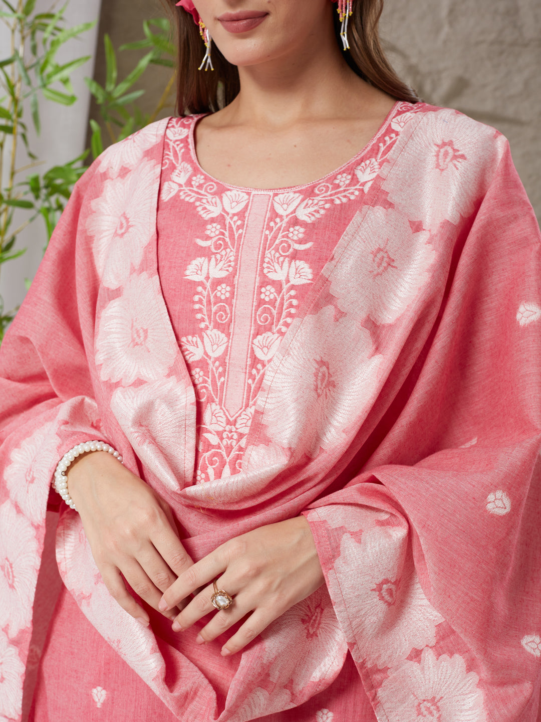 Very Attractive Handloom Cotton Weaving Suit Set