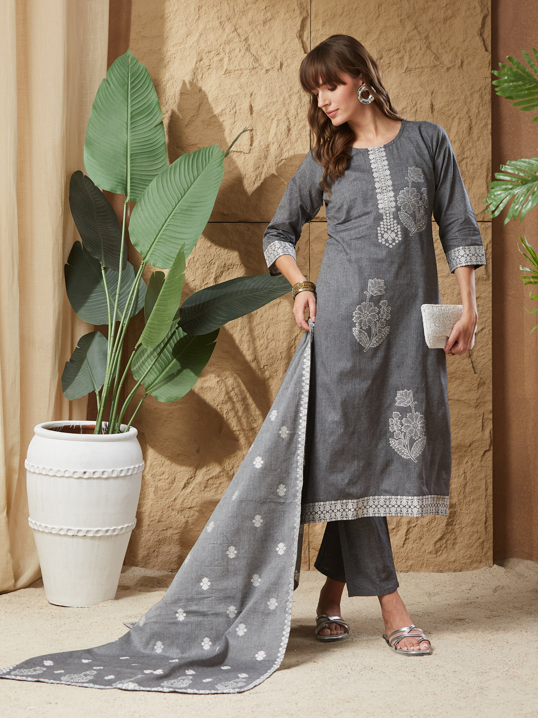 Trending Ethnic Handloom Cotton Weaving Suit Set