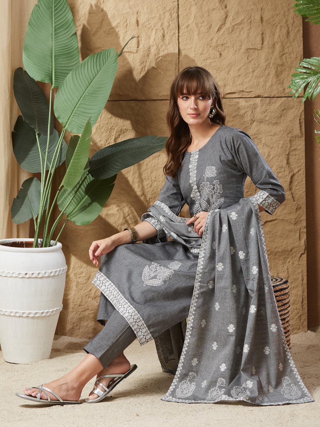 Trending Ethnic Handloom Cotton Weaving Suit Set