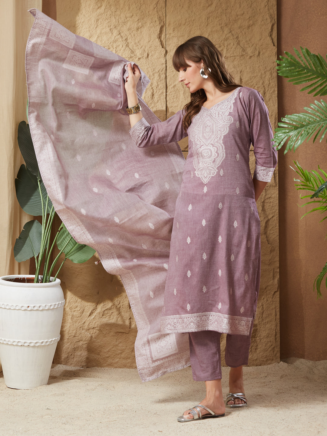 Viral Stylist Handloom Cotton Weaving Suit Set