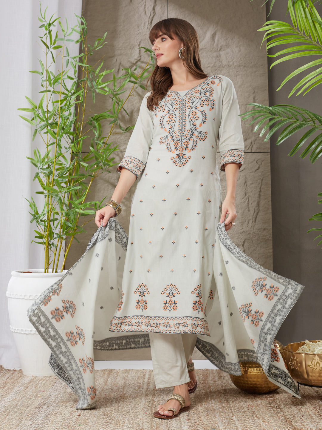 Very Engaging Handloom Cotton Weaving Suit Set