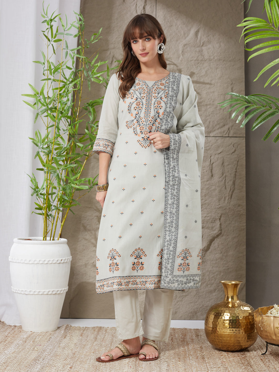 Very Engaging Handloom Cotton Weaving Suit Set