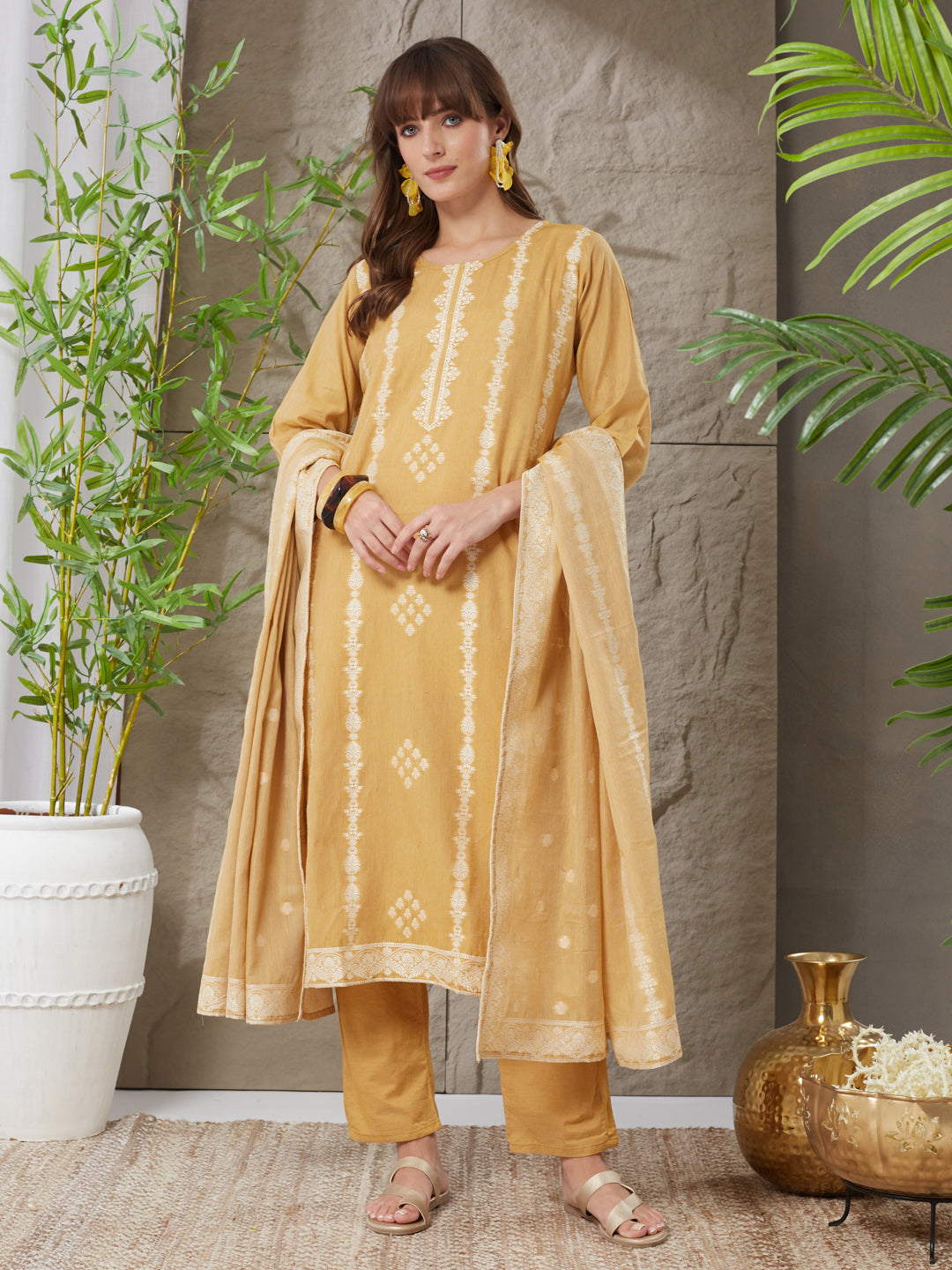 Very Stunning Handloom Cotton Weaving Suit Set