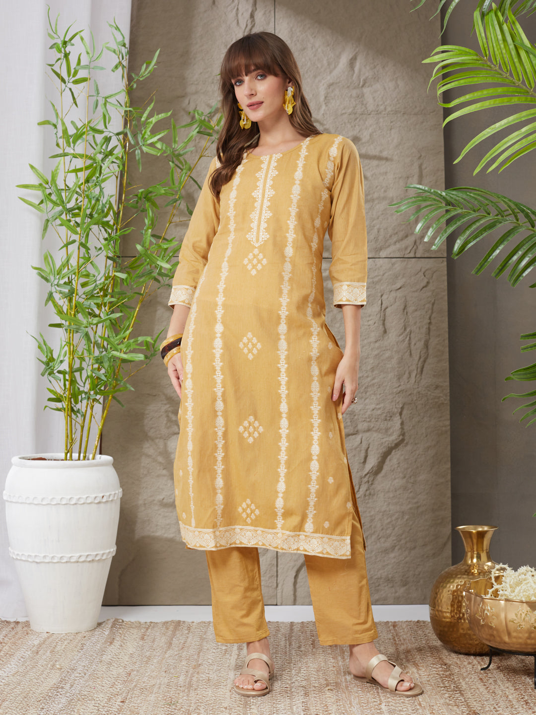 Very Stunning Handloom Cotton Weaving Suit Set