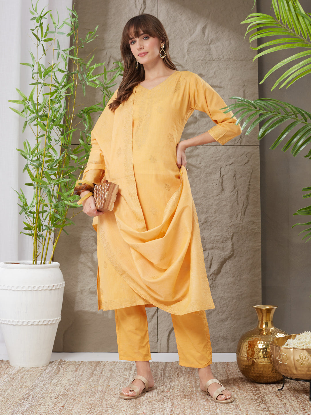 Very Graceful Handloom Cotton Weaving Suit Set