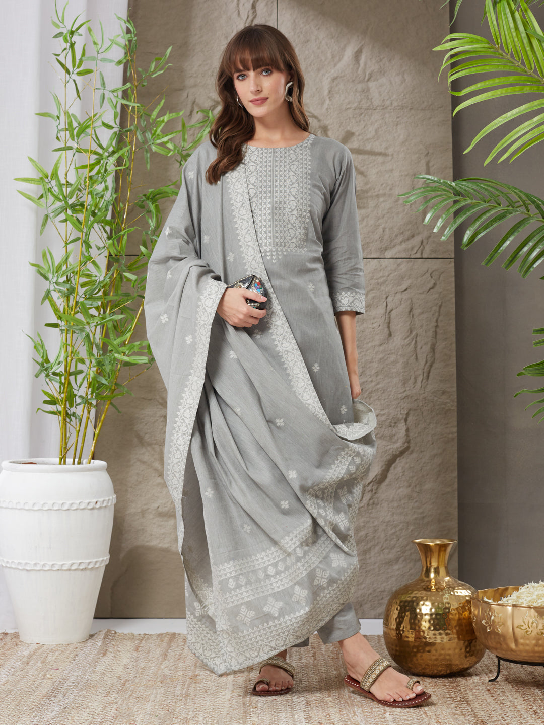 Magnificent Handloom Cotton Weaving Suit Set