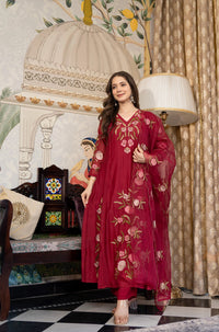 Ruby Weave Jacquard Suit Set