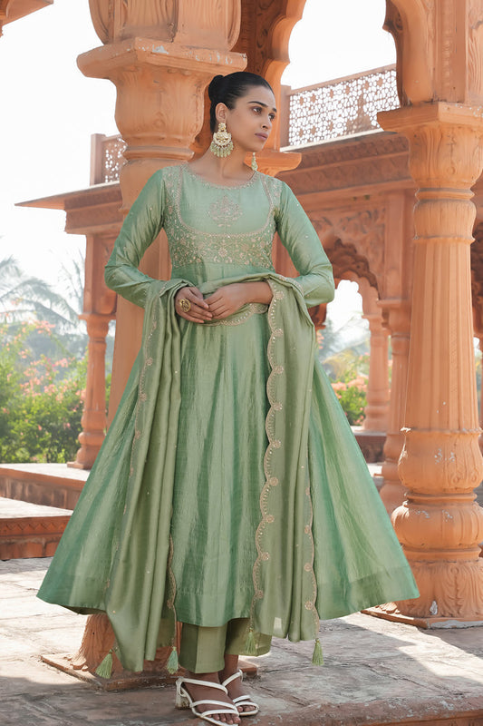 Pista Aura Vichitra Silk Suit Set