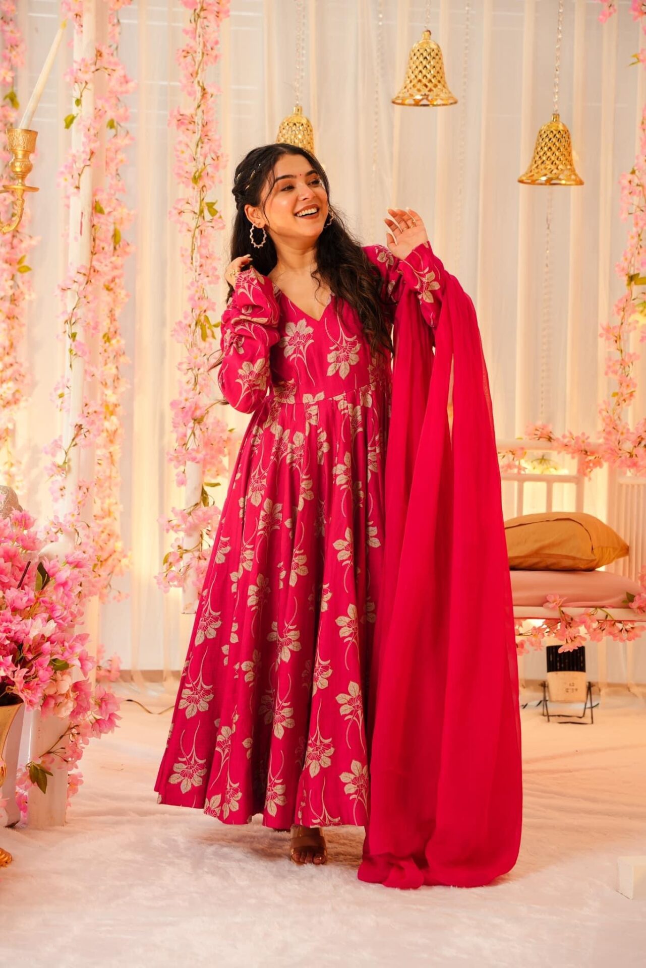 Roselle Bloom Vartigan Suit Set