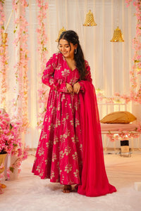 Roselle Bloom Vartigan Suit Set