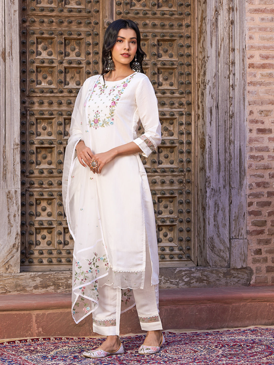 White Embroidered Chanderi Kurta Pant Set