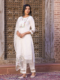 White Embroidered Chanderi Kurta Pant Set