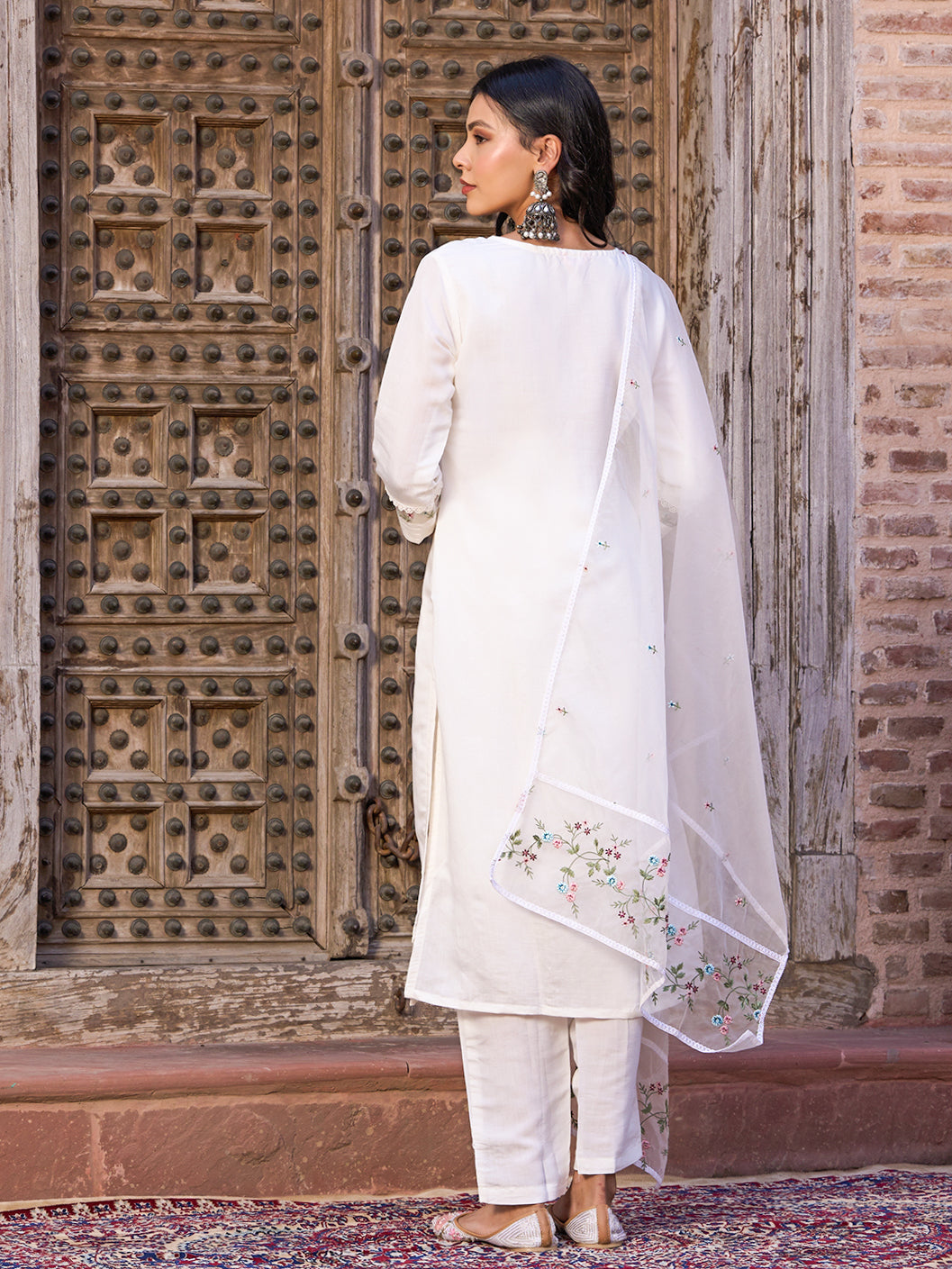 White Embroidered Chanderi Kurta Pant Set