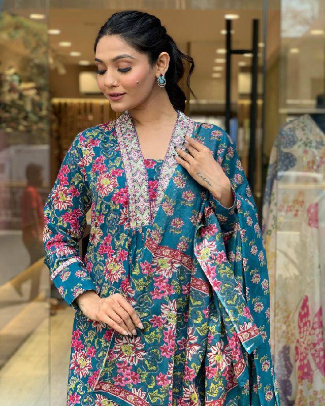 Rama Embroidered Cotton Suit Set